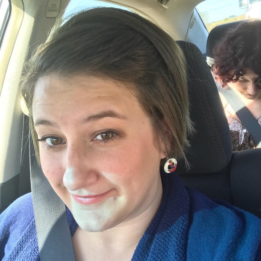 Meet your Posher, Emily